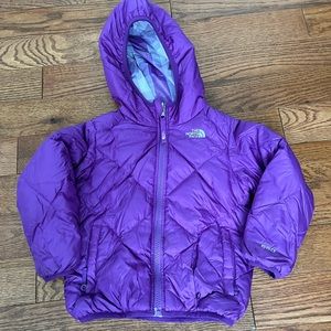 The North Face 550 Down Jacket Reversible Hooded Purple/Plaid  Toddler’s Sz 4